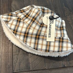 No Boundaries Women's Reversible Plaid Bucket Hat, Mustard Black Cream NWT